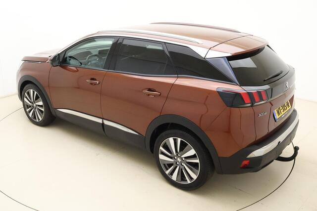 Peugeot 3008 1.2T Première | Navigatie | Afneembare trekhaak | Handsfree achterklep | Keyless Entry & Start | Achteruitrijcamera | Draadloze telefoonlader | Apple Carplay & Android Auto