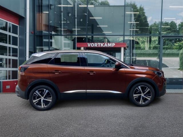 Peugeot 3008 1.2 PureTech ALLURE TREKHAAK/LEDER/PDC/CRUISE/CARPLAY/STOELVERW