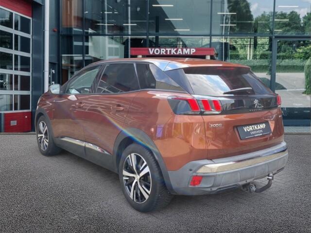 Peugeot 3008 1.2 PureTech ALLURE TREKHAAK/LEDER/PDC/CRUISE/CARPLAY/STOELVERW