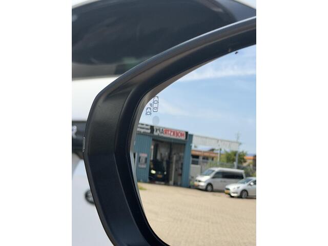 Peugeot 3008 1.6 HYbrid4 300 Première Pack BLACK EDITION |AUTOMAAT| ACHTERUITRIJCAMERA| NAVIGATIE| DODE HOEK| TREKHAAK| AIRCO/ECC| CRUISECONTROLL| PARKEERSENSOREN