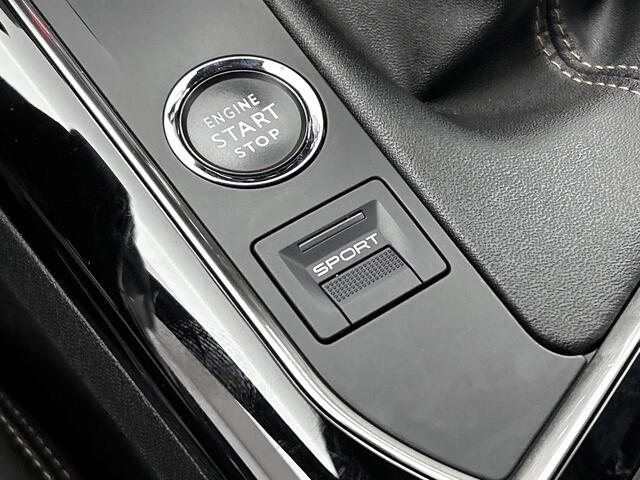 Peugeot 3008 130pk GT Line | Rijklaar | camera | stoelverwarming | Parkeersensoren voor en achter |