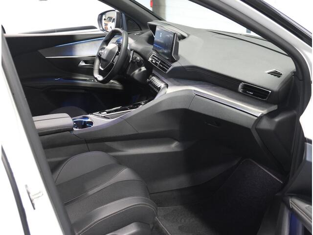 Peugeot 3008 1.2 130PK GT | 1ste Eigenaar | AppleCarPlay/AndroidAuto | Adaptive Cruise Control | Camera | Climate Control | Night Vision | Dodehoekdetectie | AUTOMAAT | Sfeerverlichting | Virt.Cockpit | Keyless | Isofix | Privacy Glass | Parkeersensoren | Two-Tone |