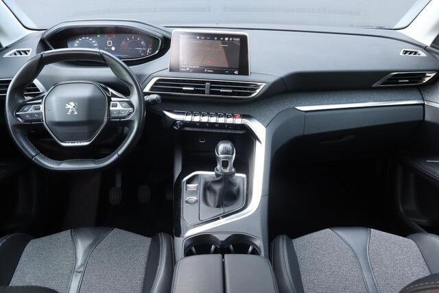 Peugeot 3008 1.2 PureTech Blue Lease Premium | Camera | Panoramadak | Trekhaak | Carplay