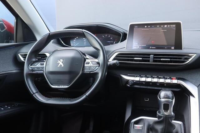 Peugeot 3008 1.2 PureTech Blue Lease Premium | Camera | Panoramadak | Trekhaak | Carplay