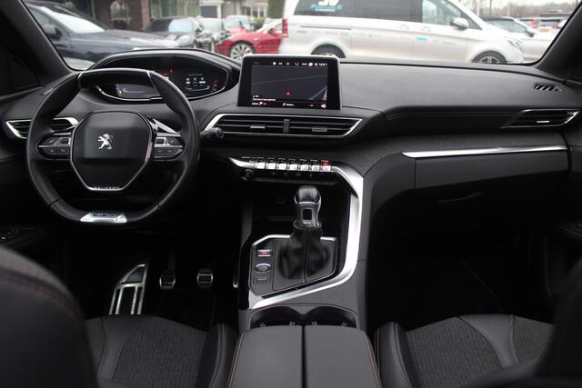 Peugeot 3008 1.2 PureTech Blue Lease Premium / Camera / Navigatie / Keyless / 19'' / Dodehoek / CarPlay / DAB / Cruise Control / LED Koplampen