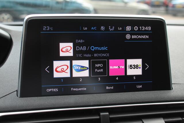 Peugeot 3008 1.2 PureTech Blue Lease Premium / Camera / Navigatie / Keyless / 19'' / Dodehoek / CarPlay / DAB / Cruise Control / LED Koplampen