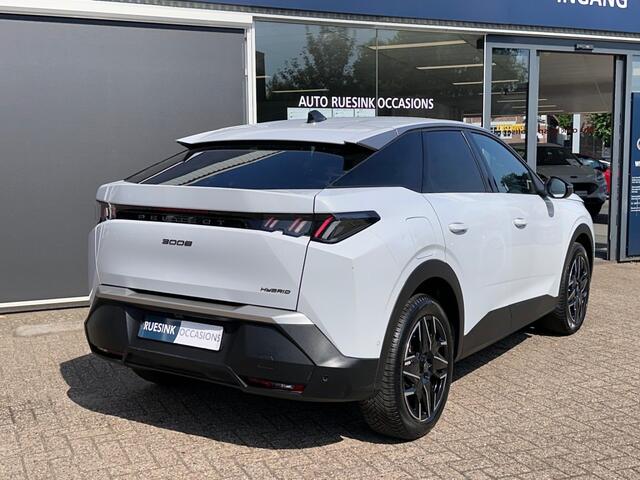 Peugeot 3008 1.2 HYB 145 ALLURE
