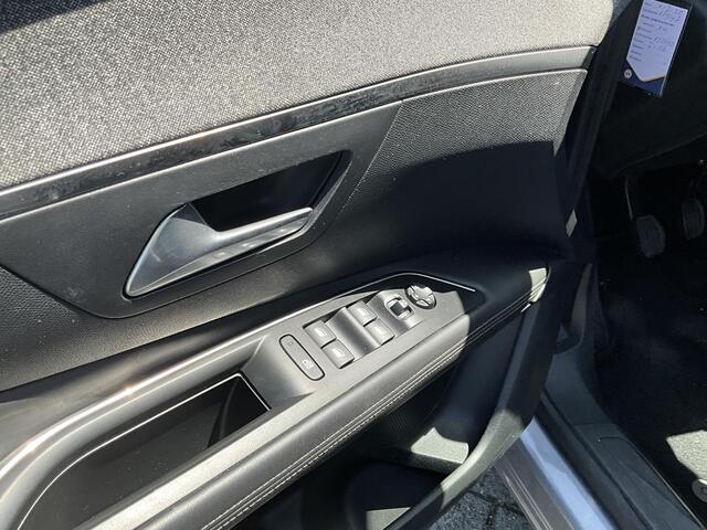 Peugeot 3008 1.2 PureTech Blue Lease Premium Trekhaak