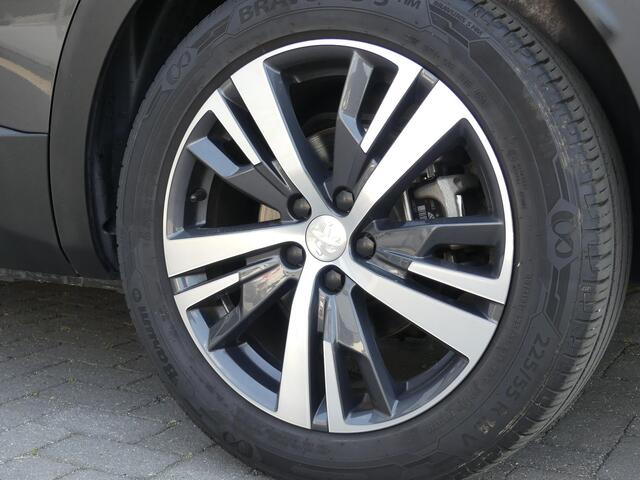 Peugeot 3008 1.6 HYbrid 300 Allure Pack Business