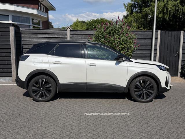 Peugeot 3008 GT 1.2 PureTech 130PK EAT8 Automaat Black Pack, Navigatie, Achteruitrijcamera, Keyless, Stoelverwarming, Elektrische Kofferklep