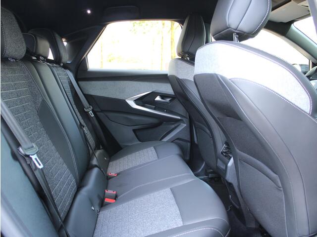 Peugeot 3008 1.6 plug-in Hybrid 195 Allure | Navi / Camera / Climate