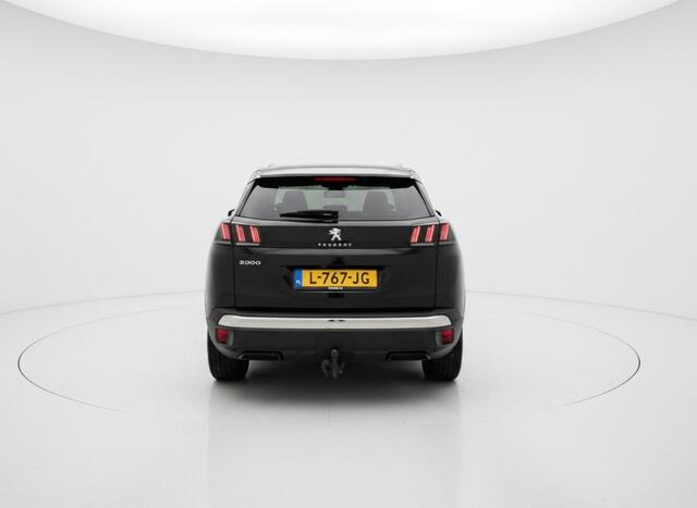 Peugeot 3008 1.2 PURET.BL ALLURE. KEYLESS, CRUISE, CARPLAY