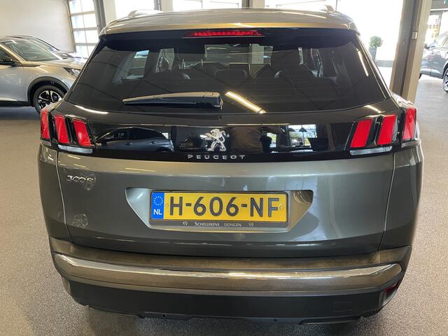 Peugeot 3008 1.2 PureTech ALLURE EAT8 AUTOMAAT Navigatie-Achteruitrijcamera-Climate control