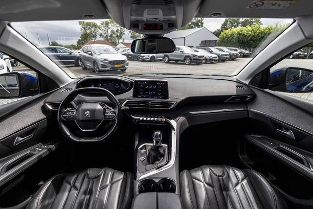 Peugeot 3008 1.2 PureTech Blue Lease Premium | Camera | Trekhaak | 19"