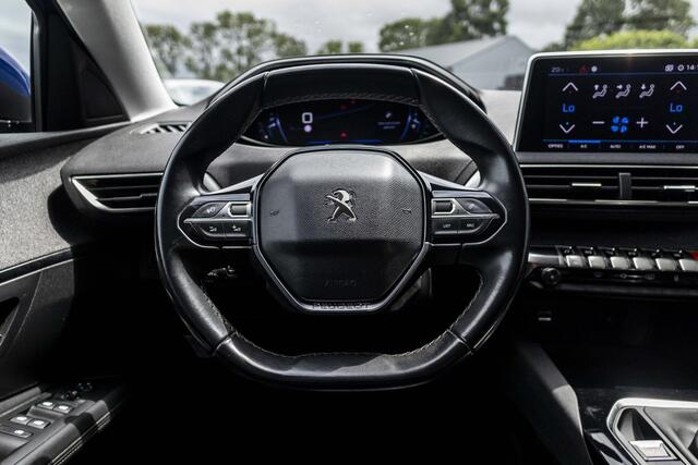 Peugeot 3008 1.2 PureTech Blue Lease Premium | Camera | Trekhaak | 19"