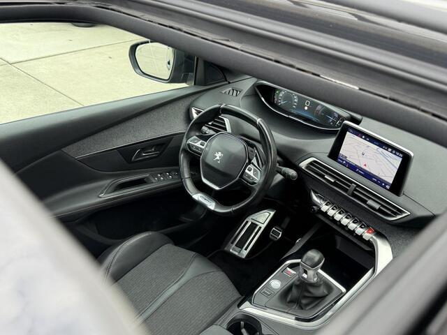 Peugeot 3008 1.2 PureTech GT Line Navi|Pano|Camera|Carplay|Trekhaak|Clima|Cruise|N.A.P|APK tot 02-2027