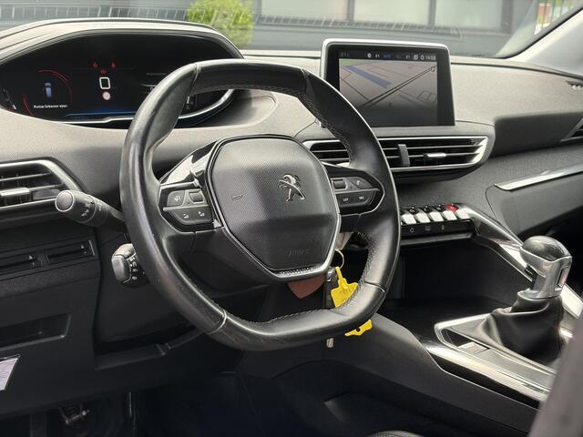 Peugeot 3008 1.2 PureTech Allure D-riem vv in 2022,Trekhaak,360°Camera,Carplay,Halfleder,Navi,131pk,Dealer Onderhouden,Clima,Cruise,Pdc V+A,Lm velgen,N.A.P,Apk tot 12-2026