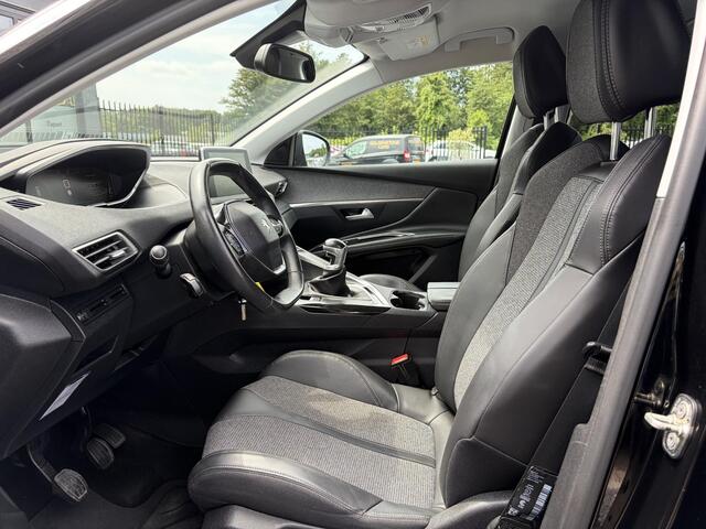 Peugeot 3008 1.2 PureTech Allure D-riem vv in 2022,Trekhaak,360°Camera,Carplay,Halfleder,Navi,131pk,Dealer Onderhouden,Clima,Cruise,Pdc V+A,Lm velgen,N.A.P,Apk tot 12-2026