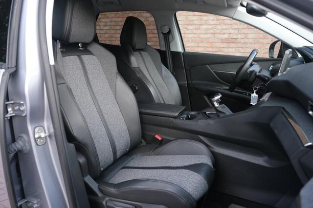 Peugeot 3008 1.2 PureTech 130pk Allure | Navi | App-Connect | Cruise | PDC | Climate | 18" | Metallic