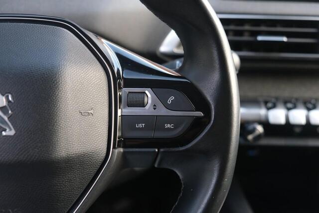 Peugeot 3008 1.2 PureTech 130pk Allure | Navi | App-Connect | Cruise | PDC | Climate | 18" | Metallic