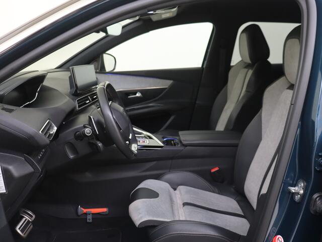 Peugeot 3008 1.6 HYbrid 225 Blue Lease GT p4