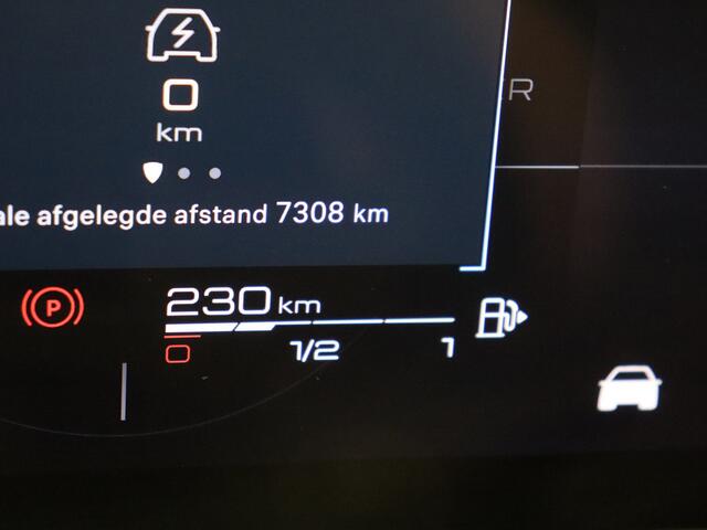 Peugeot 3008 1.6 plug-in Hybrid 195 Allure Trekhaak!!! NOW OR NEVER DEAL !!!