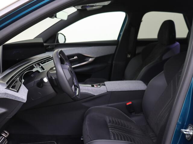 Peugeot 3008 e-3008 GT Avantage 210 73 kWh | Warmtepomp | Leder\Alcantara