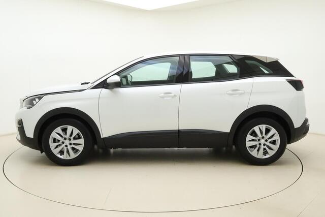 Peugeot 3008 1.2 PureTech Active | Trekhaak | Cruise control | Airco | Navigatie | Parkeersensoren | Climate control | Hill-hold | Stuurbediening | 17" inch lichtmetalen velgen |