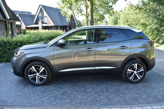 Peugeot 3008 1.2 PureTech GT Line PANO, HALF LEER, NIEUWST.