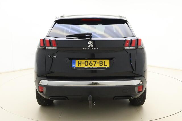 Peugeot 3008 1.2T Allure | 130PK | Elektrische Achterklep | Afneembare trekhaak | Keyless Entry & Start | 19'' Lichtmetalen velgen | Navigatie | DAB + | Camera Achter | 1e eigenaar!