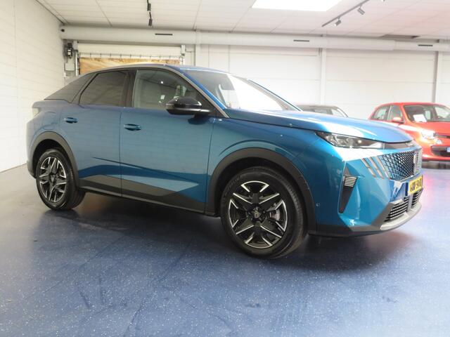 Peugeot 3008 1.2 Hyb 145 Allure