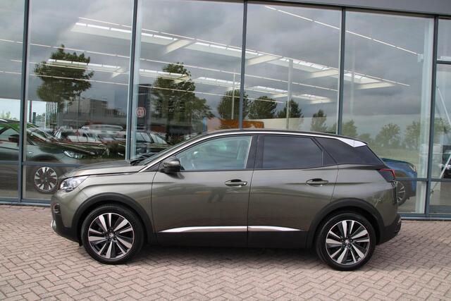 Peugeot 3008 1.2 PureTech 130pk Blue Lease Premium Avantage Aut Airco Navi Camera Carplay Trekhaak Zeer mooi