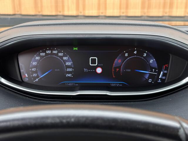 Peugeot 3008 1.2 PureTech Blue Lease Premium | Achteruitrijcamera | Afneembare Trekhaak | Cruise Control | Apple Carplay | Parkeersensoren | Keyless | Android Auto