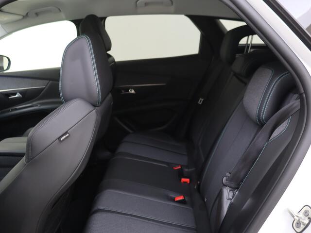 Peugeot 3008 1.2 PureTech 130PK Allure Avantage P4