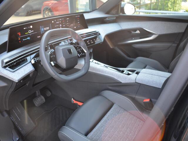 Peugeot 3008 e-3008 Allure Avantage 210 73 kWh | Navigatie | Camera