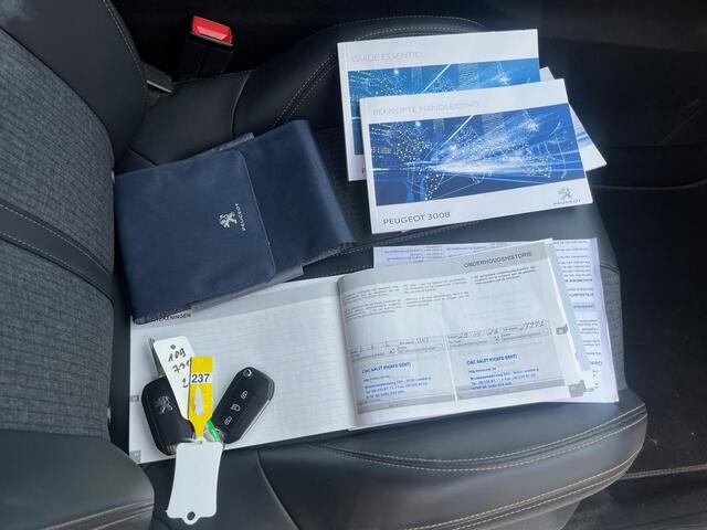 Peugeot 3008 1.2 PureTech GT Line // DODEHOEK // HALF LEDER // CAMERA+SENSOREN // NAVI+CARPLAY // LED //