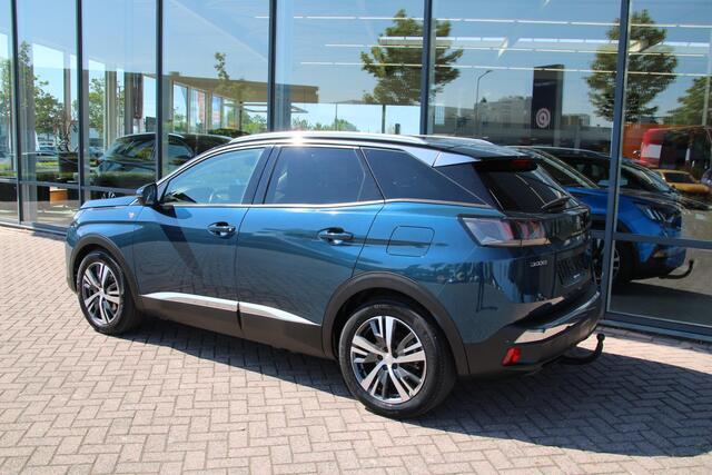 Peugeot 3008 1.6 HYbrid 225 Road Trip Automaat Plug Inn Airco Navi Camera Carplay Trekhaak Vollllll!!!!!