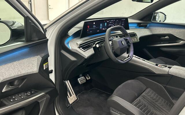 Peugeot 3008 1.2 Hybrid 145 GT Exclusive Trekhaak/Electr vestelbare stoel met massage