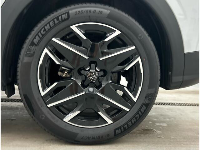 Peugeot 3008 1.2 Hybrid 145 GT Exclusive Trekhaak/Electr vestelbare stoel met massage