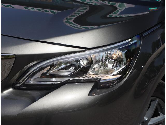 Peugeot 3008 1.2 PureTech Blue Lease Premium Airco / Navi / Trekh / Elekramen / All-season banden / Export