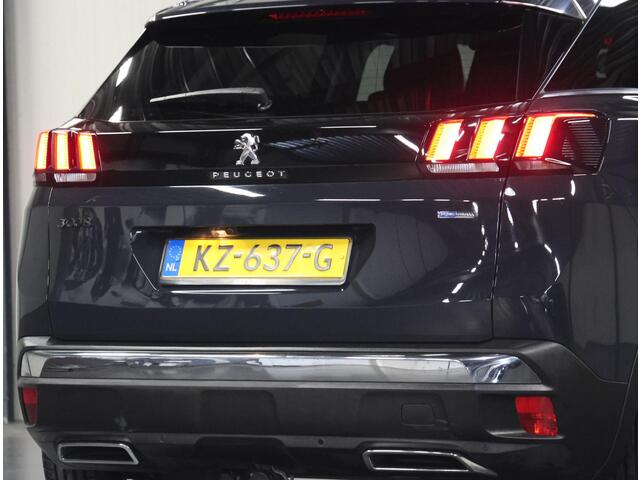 Peugeot 3008 1.2 130PK Première | 2de eigenaar | Navigatie | Camera | LMV | Cruise Control | AppleCarPlay/AndroidAuto | Climate Control | Virt.Cockpit | Keyless | Isofix | Privacy Glass | Parkeersensoren | Trekhaak | Elektrische Achterklep | Historie aanwezig! |