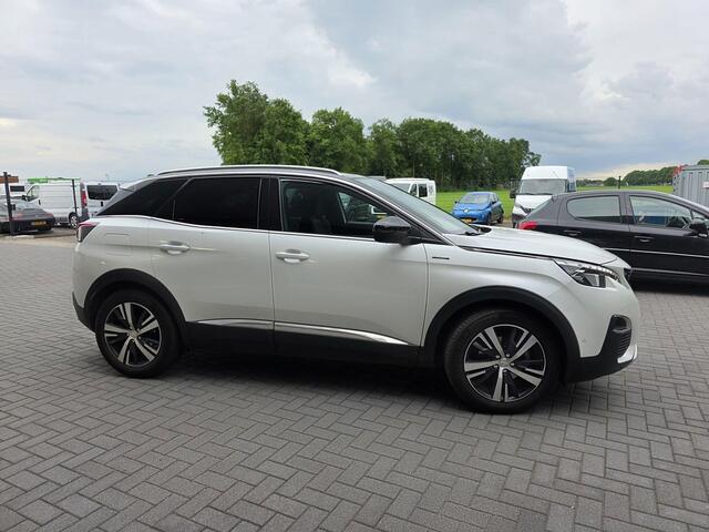 Peugeot 3008 1.6 e-THP GT Line | NL-Auto | Trekhaak | Camera | Cruise control