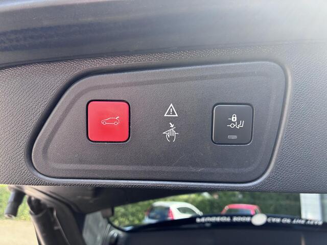 Peugeot 3008 1.2 Première 130PK Automaat Camera Navi Cruise