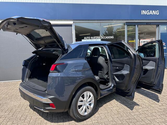 Peugeot 3008 1.2 PURETECH ACTIVE