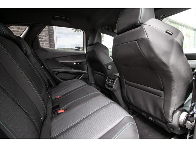Peugeot 3008 1.6 HYbrid 225 Allure