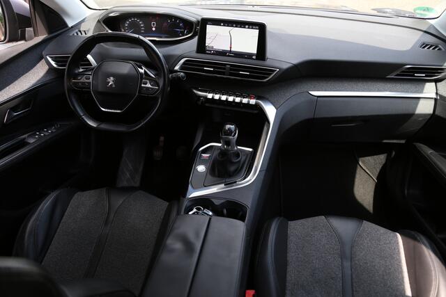 Peugeot 3008 1.2 PureTech Première Navi Camera