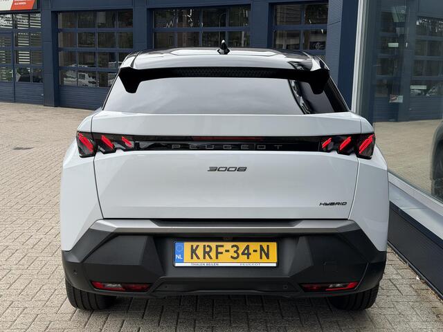 Peugeot 3008 1.2 Hybrid 145 PK GT | Meest Complete Uitvoering | Elektrische Achterklep | Stoel- & Stuurwielverwarming | Navigatie | Keyless Entry | Camera | Parkeersensoren | Full LED Matrix verlichting | Adaptieve Cruise Control | Draadloze Apple Carplay & Android Au