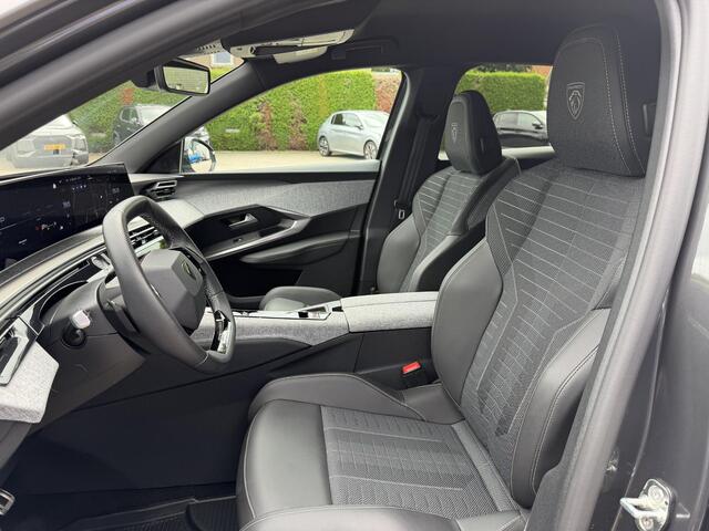 Peugeot 3008 1.2 Hybrid 145 PK GT | Meest Complete Uitvoering | Elektrische Achterklep | Stoel- & Stuurwielverwarming | Navigatie | Keyless Entry | Camera | Parkeersensoren | Full LED Matrix verlichting | Adaptieve Cruise Control | Draadloze Apple Carplay & Android Au