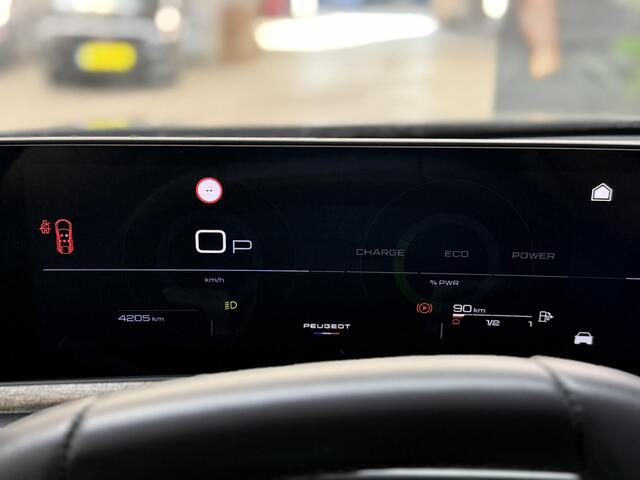 Peugeot 3008 1.2 Hybrid 145 Allure l 360 Camera l DAB l Carplay