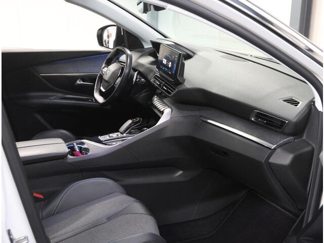 Peugeot 3008 1.6 HYbrid 225PK Blue Lease Allure | 2de eigenaar | Navigatie | Camera | LMV | Adaptief Cruise Control | AppleCarPlay/AndroidAuto | Climate Control | Virt.Cockpit | Keyless | Isofix | Privacy Glass | Parkeersensoren | Trekhaak | Elektrische Achterklep |